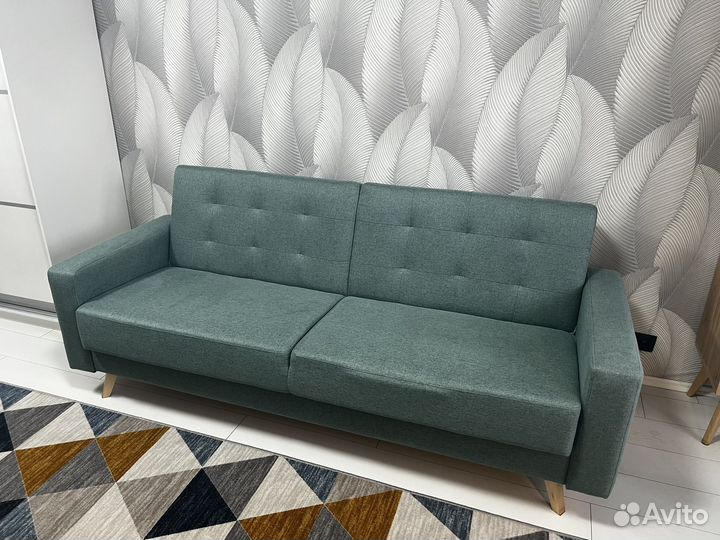 Диван бу Норман Скандика