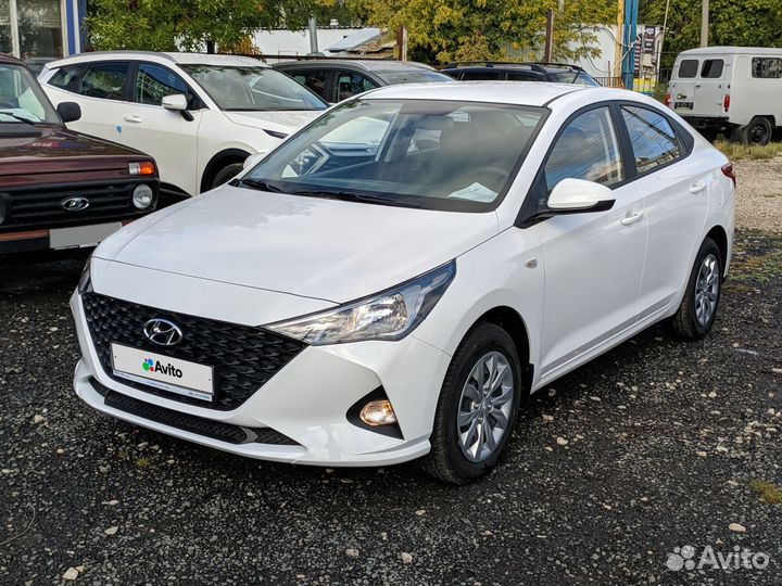 Hyundai Solaris 1.6 AT, 2022, 500 км