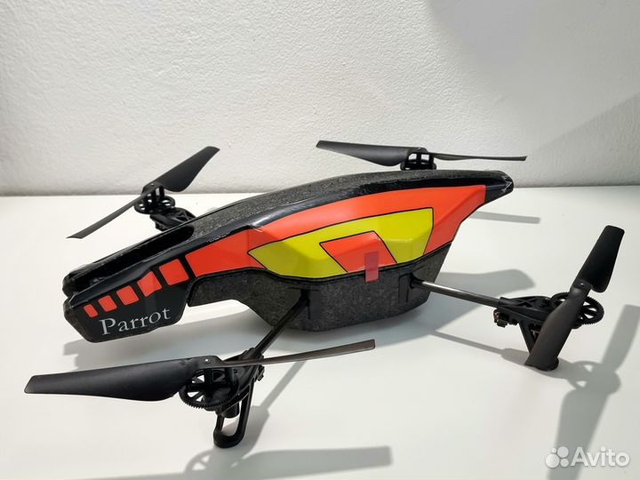 Квадрокоптер Parrot AR.Drone 2.0