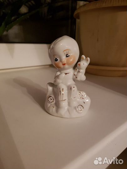 Фарфоровые статуэтки