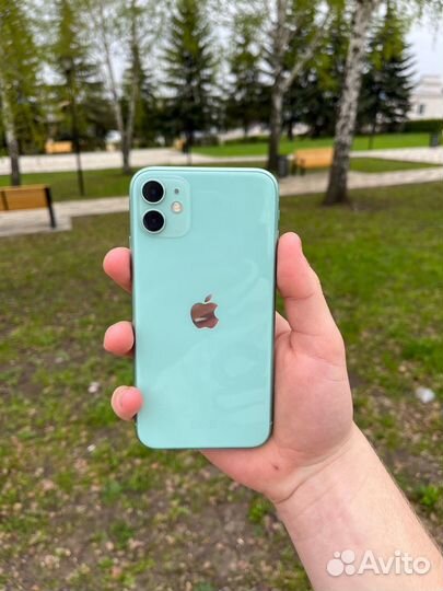 iPhone 11, 64 ГБ
