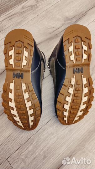 Ботинки helly hansen 42