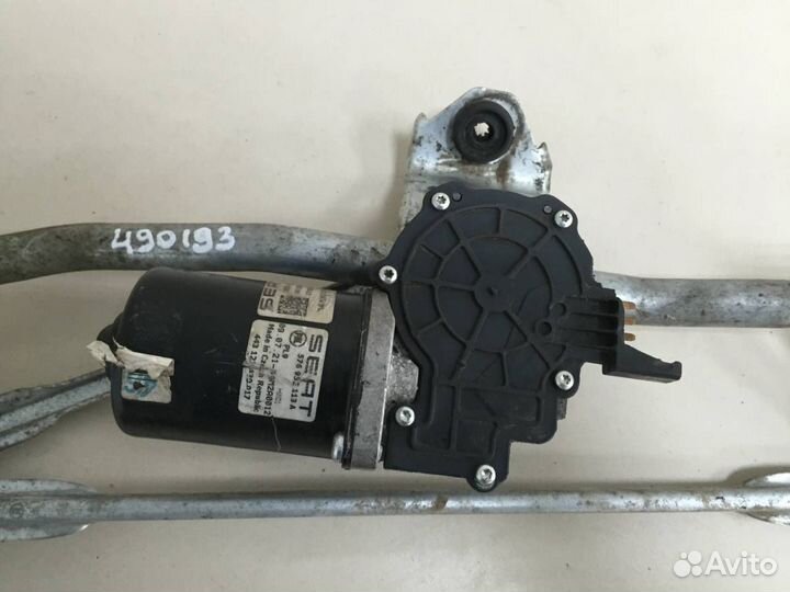 Трапеция стеклоочистителей Skoda Karoq 2017