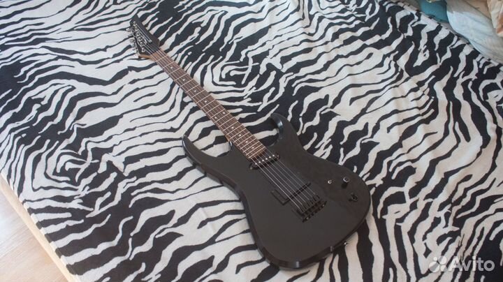 Электрогитара Superstrat