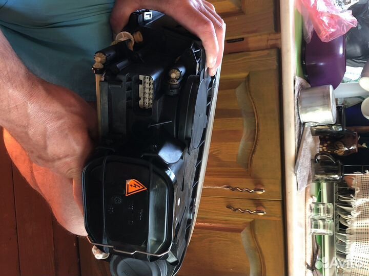 Фара для Туарег правая, Valeo, Япония