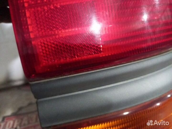 Фонарь задний правый Toyota Town Ace YR21 3YEU