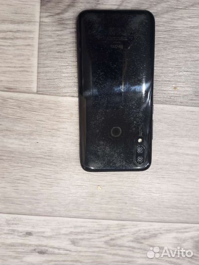 Телефон Xiaomi redmi 7