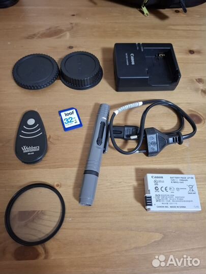 Canon EOS 600D c 2 объективами и фот вспышкой