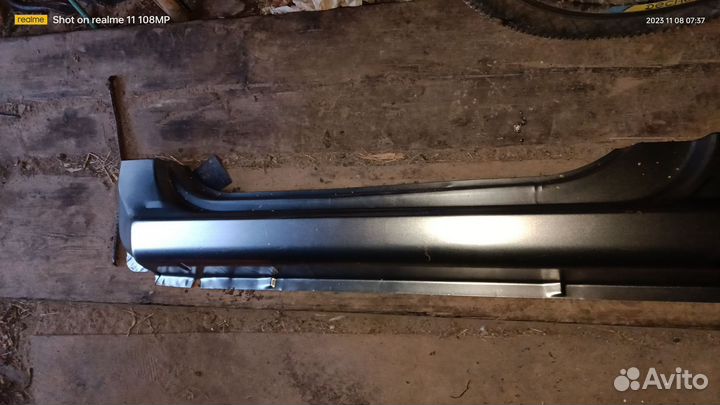 Порог левый Kalina