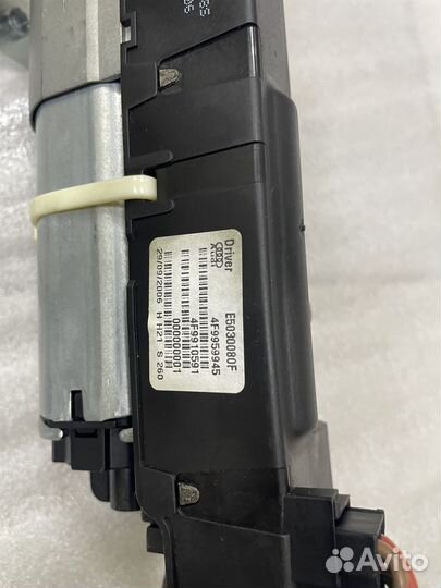 Механизм доводчика багажника Ауди А6 С6 Авант