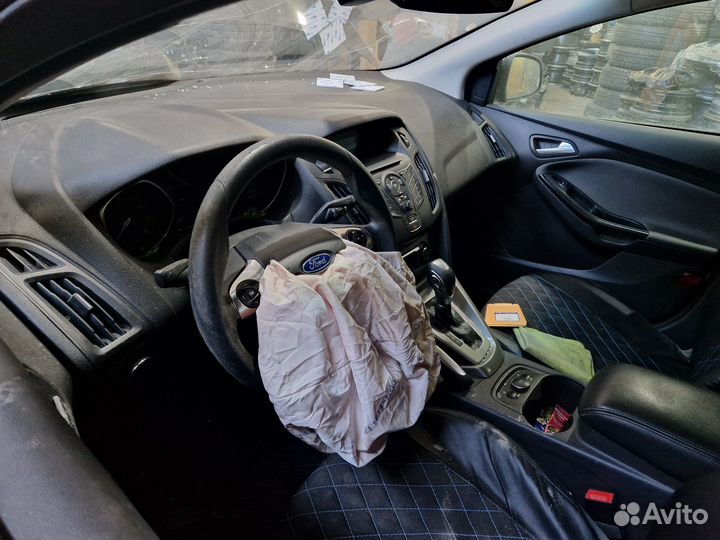 В разборе Ford Focus 3 хетчбек 2.0л PowerShift