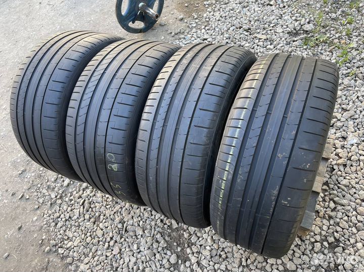 Pirelli P Zero PZ4 275/40 R20