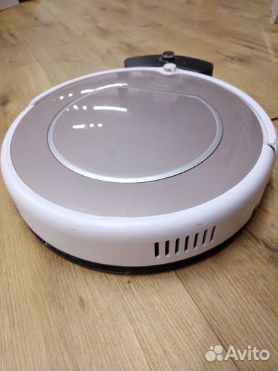 Робот пылесос
