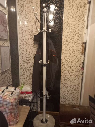 Вешалка напольная