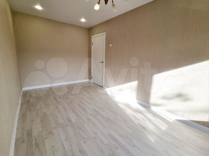 3-к. квартира, 61 м², 1/5 эт.