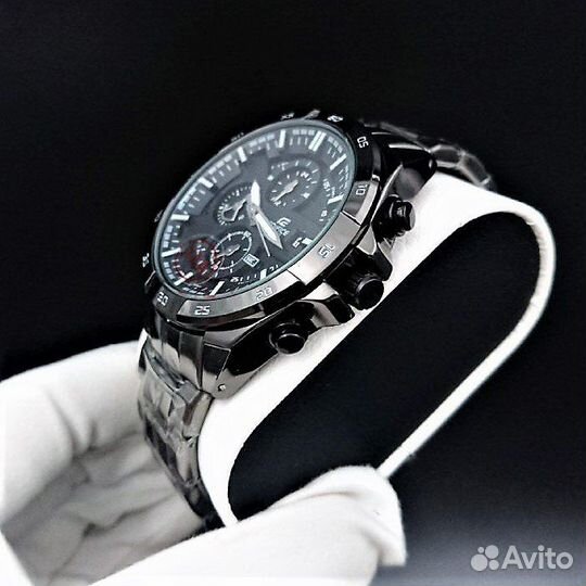 Часы кварцевые Casio Edifice