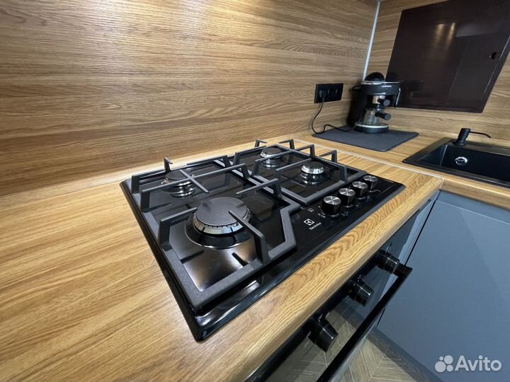 Кухонный гарнитур (цена завсю кухню) ксп:22559