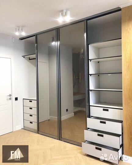 Шкаф встроенный