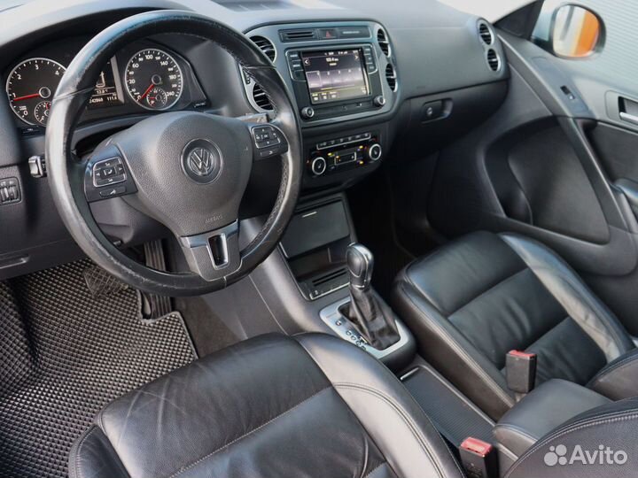 Volkswagen Tiguan 2.0 AT, 2011, 242 860 км