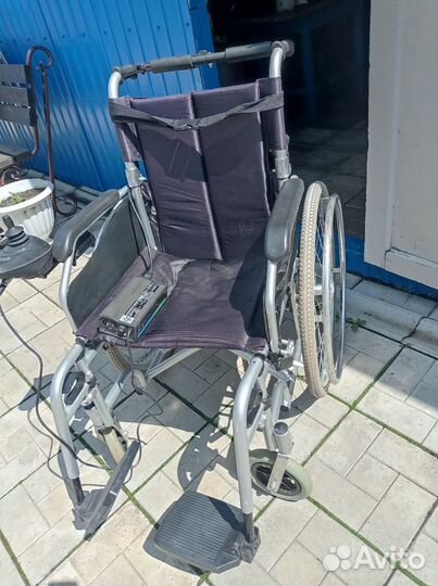 Инвалидная коляска с электроприводом