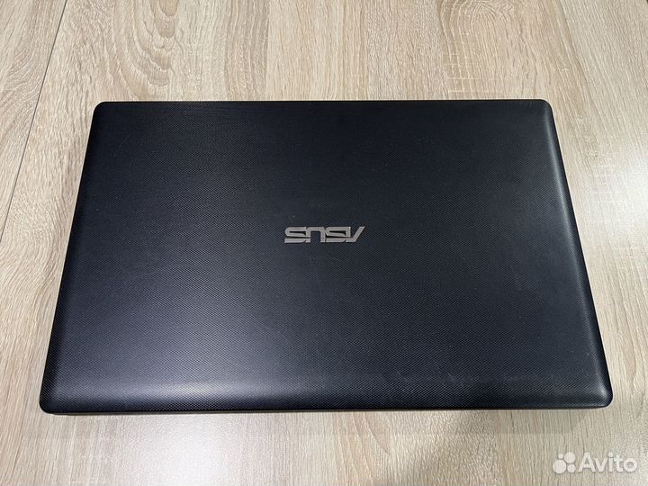 Ноутбук Asus x552e