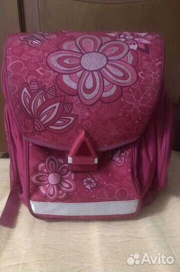 Рюкзак школьный для девочкиTiger Familly