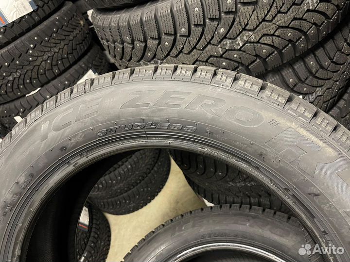 Pirelli Ice Zero FR 225/45 R19 96H