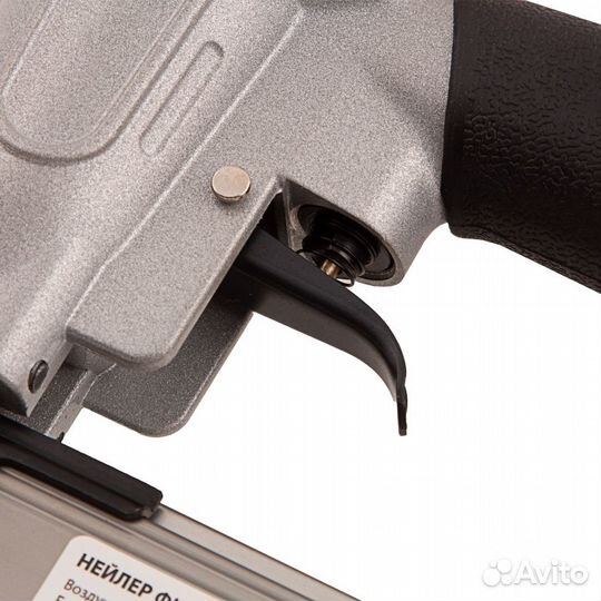 Нейлер финишный, шпилькозабивной пистолет, пневмат