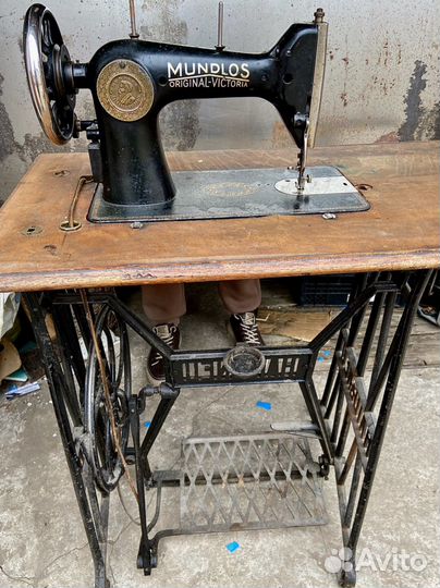 Швейная машинка Mundlos Original Victoria Германия