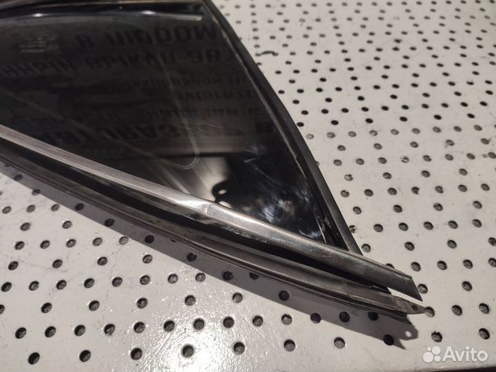 Стекло глухое заднее левое Nissan Almera G15 1.6 k