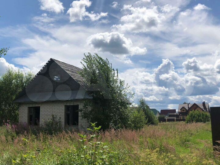 Дом 32 м² на участке 10 сот.