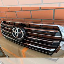 Решетка радиатора toyota land cruiser 200