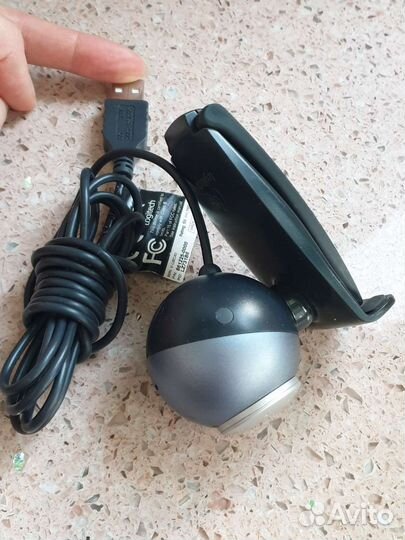 Веб-камера Logitech V-UBC-40