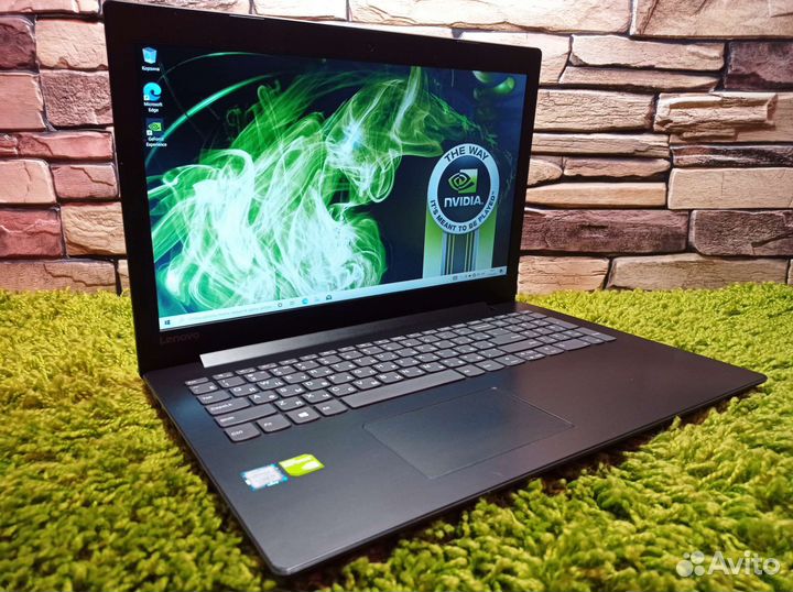 Игровой Lenovo Core i3-8130 8Gb SSD MX 150 FullHD