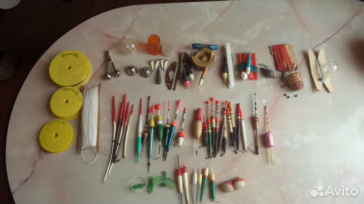 Леска, поплавки, крючки, катушки СССР, Франция