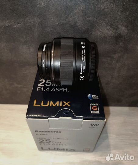 Объектив Panasonic Leica DG 25mm f/1.4 Summilux