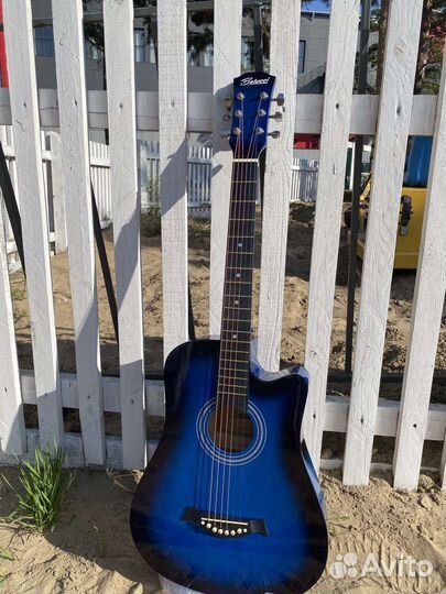 Гитара синяя Bellucci