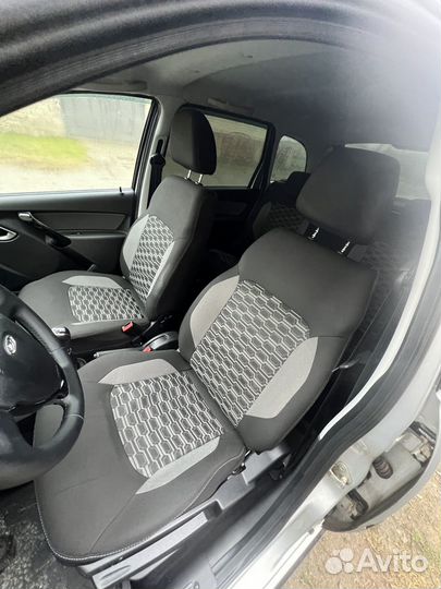 Салон гранта кросс