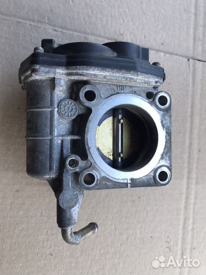 Дроссельная заслонка Renault Sandero 2