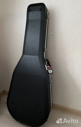 Кейс для 12-струнной акустической гитары