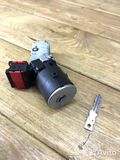 Замок зажигания с личинкой Renault Logan 2 K7M
