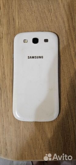 Samsung Galaxy S III GT-I9300, 16 ГБ