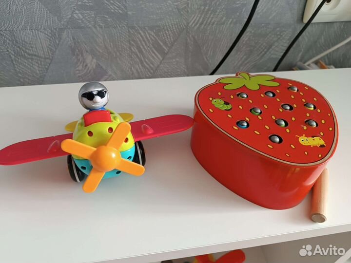 Детские развивающие игрушки