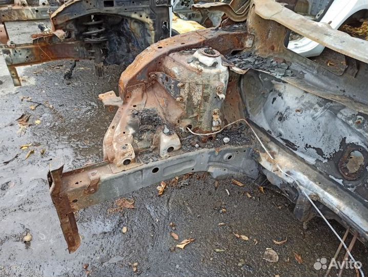 Четверть передний правый Hyundai Solaris седан