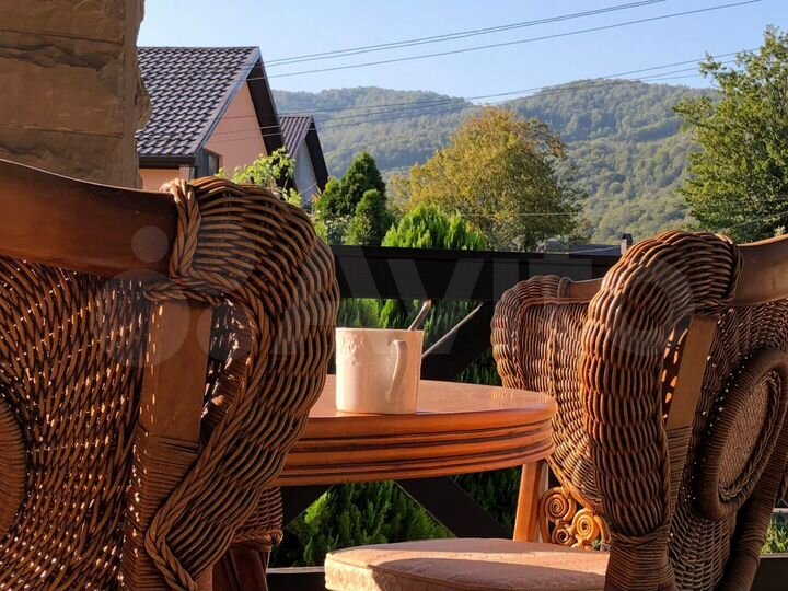 Дом 430 м² на участке 12,6 сот.