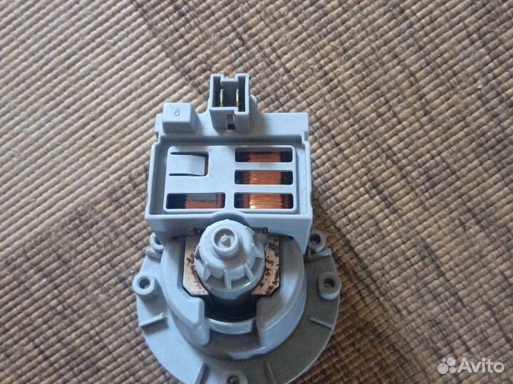 Мотор сливной к стиральной машине индезит