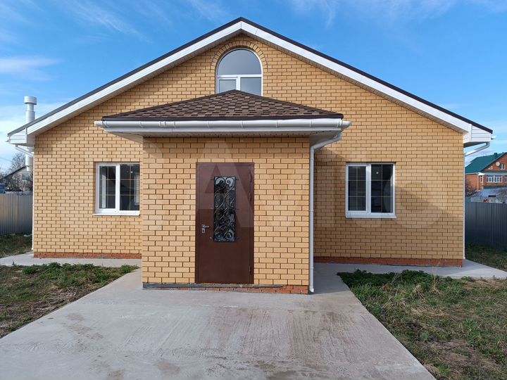 Дом 180 м² на участке 7,8 сот.