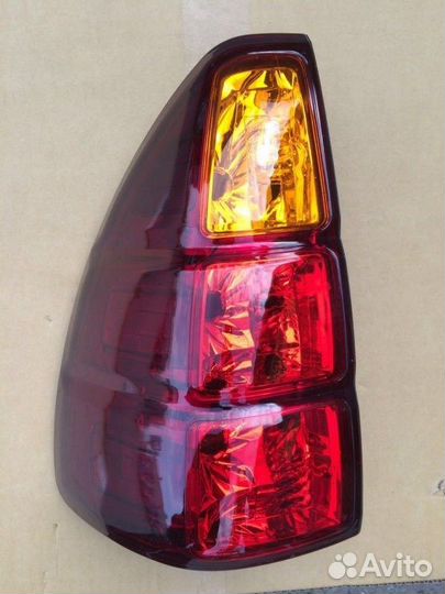 Фонарь задний левый задний левый Lexus Gx470 120