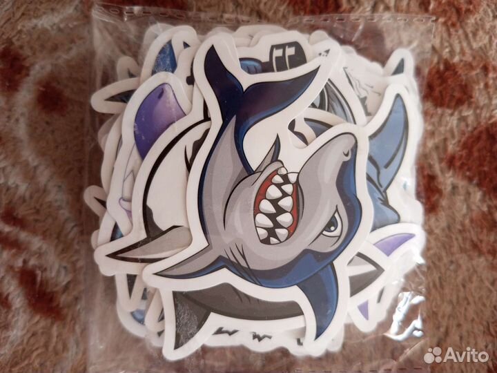 Наклейки на ноутбук, тетради