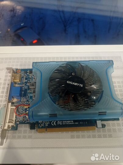 Видеокарта Gigabyte Geforce GT 220